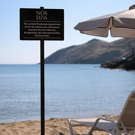 Nos Duos Villa, A Spectacular Beachfront Escape, By Thinkvilla וילה Pánormos